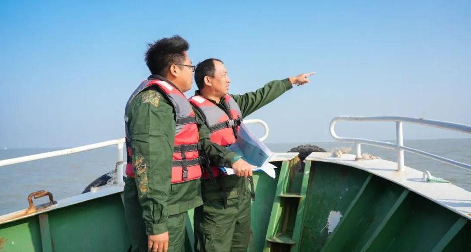 沧州海域监管:科技探索与团队合作的海上之旅